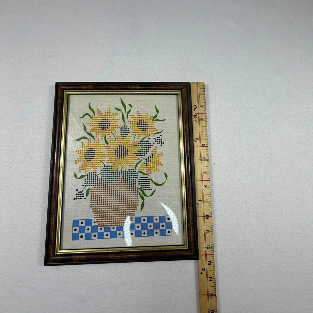 Vintage Framed Sunflower Raised Dot Art Folk Style Floral Decor 10.5x12.5
